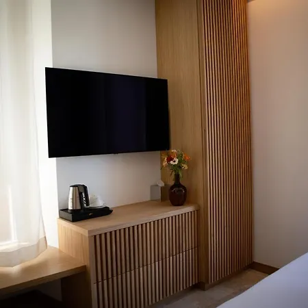 Le Royal Restaurant Hotell