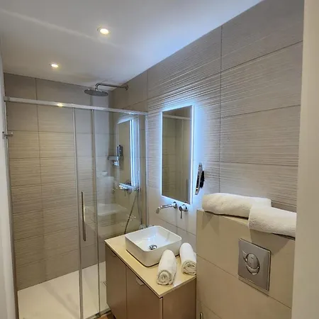 Le Royal Restaurant Hotell Bonifacio (Corsica)