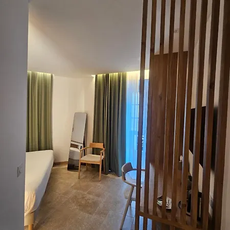 Hotel Le Royal Restaurant